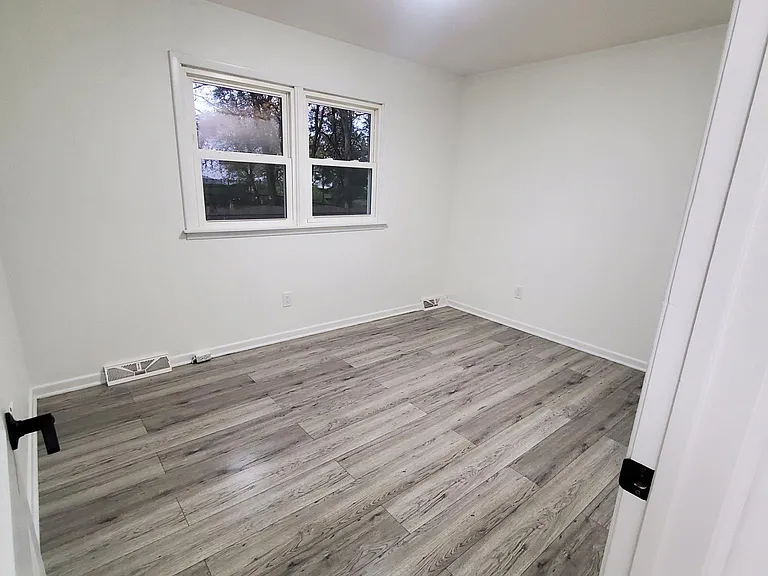 Main bedroom (Bedroom 1)