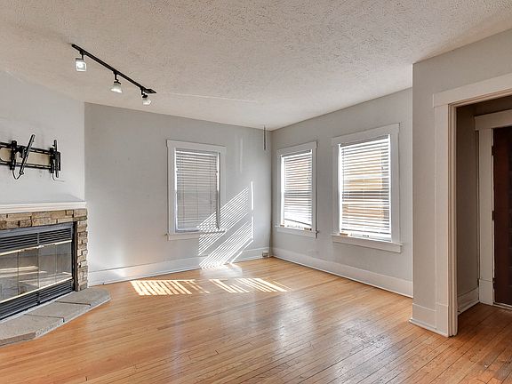 2nd image of 4926 California St