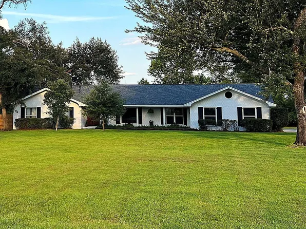 931 E Pierson Dr, Lynn Haven, FL 32444