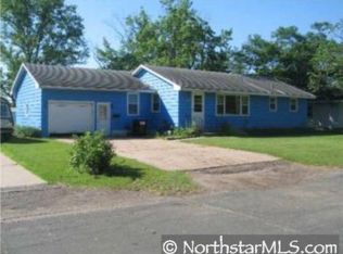 1218 Valley St, Chaska, MN 55318