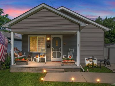 8443 Stout Ave, Warren, MI, 48093