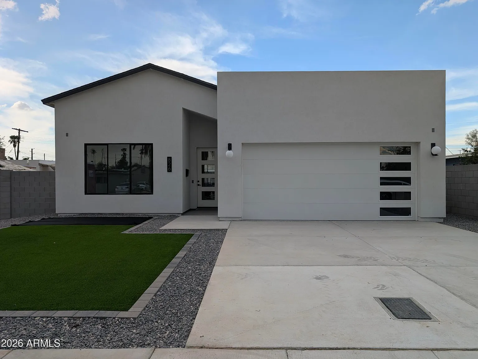 5 bed, 5.5 bath, 2471 sqft, $4,599 — Photo 1