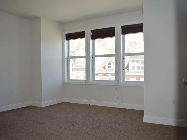 1503 Federal St — Photo 9