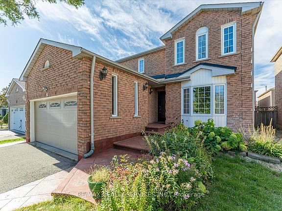 3rd image of 7 Duggan Dr