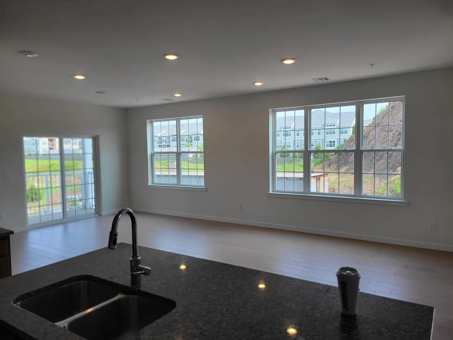 227 Lorhan Dr — Photo 4