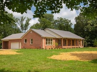1819 Barker Rd, Columbia, TN 38401