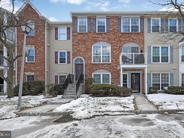 86 Lehavre Ct, Hamilton, NJ 08619