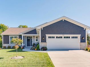 514 Arbor Ridge DRIVE, Delavan, WI 53115