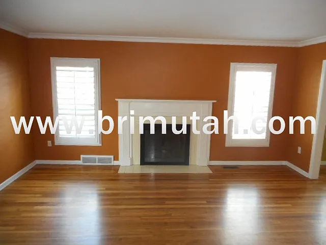 1632 Kensington Ave. - 1 — Photo 2