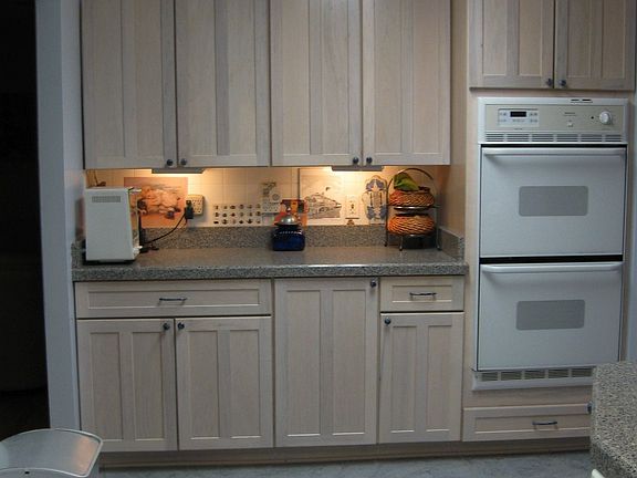 Kitchen, Baking Area