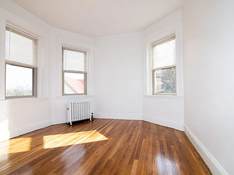 264 Kelton St #13 — Photo 6