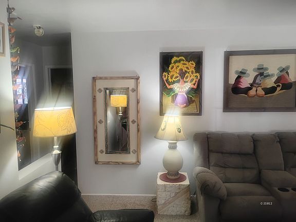 5th image of 200 Miller St