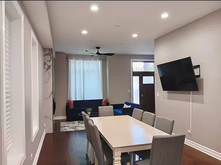 536 N Paulina St S — Photo 4