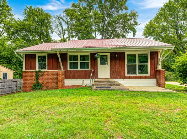 3402 N Windcrest Dr, Bloomington, IN 47404