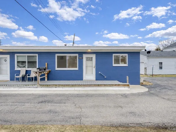 6125 Pointe Tremble Rd APT S, Algonac, MI 48001