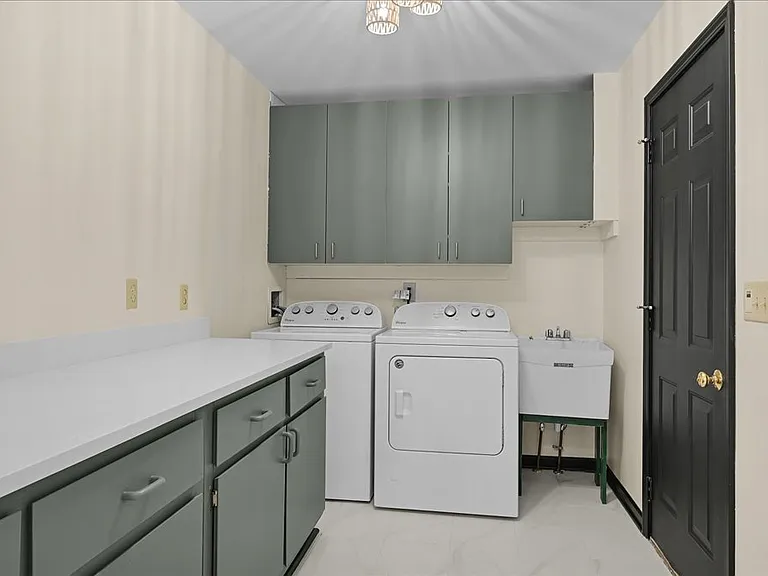 72 Hunter Ln — Photo 13