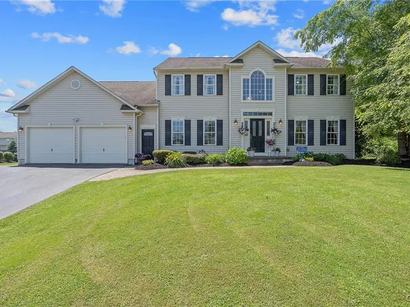 5003 Kayleigh Cir, Syracuse, NY 13215
