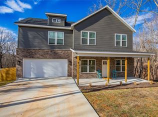 5 Roughton Ln, Bella Vista, AR 72714