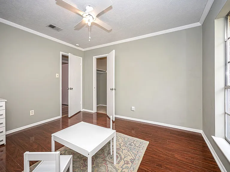 5836 Slater Cir — Photo 36