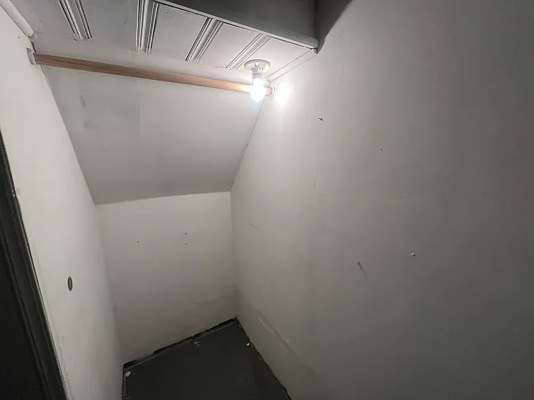 13111 Pennsylvania Ave — Photo 16