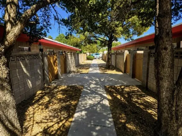 631 & 633 Mesilla St SE, Albuquerque, NM 87108