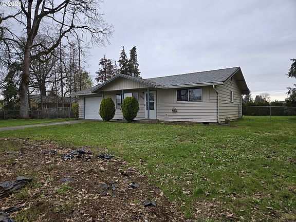 3rd image of 15214 NE 62nd St