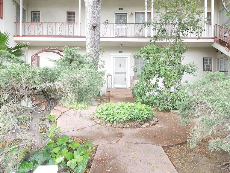 1643-1657 Pennsylvania Ave — Photo 1