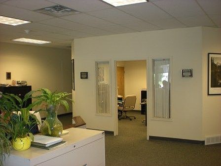 4th image of 26 Viall Ave