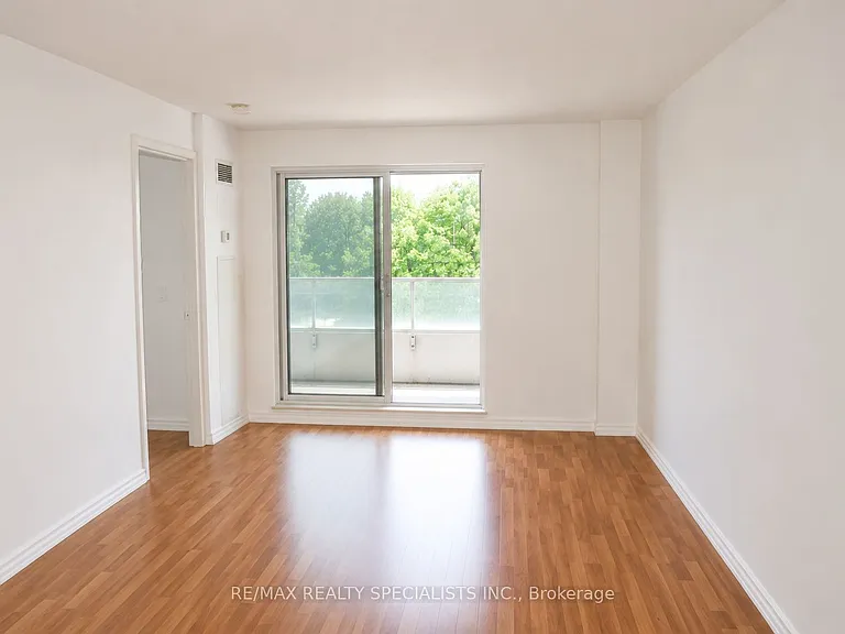 60 Town Centre Ct #408 — Photo 2