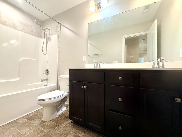 1752 Stackhouse Dr — Photo 18