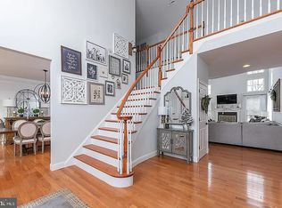 104 Victoria Ln, Mullica Hill, NJ 08062