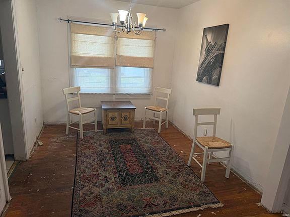 4th image of 421 S Dexter Ave