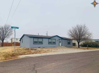 2411 N Quiroz Dr, Hobbs, NM 88240