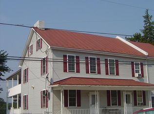 330 N Main St, Bernville, PA 19506