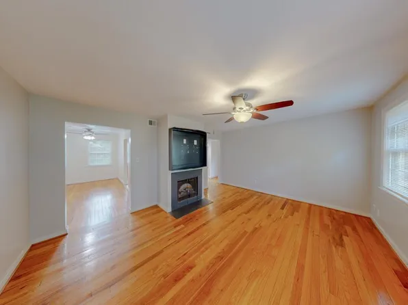 2210 Washington Ave APT 301, Silver Spring, MD 20910