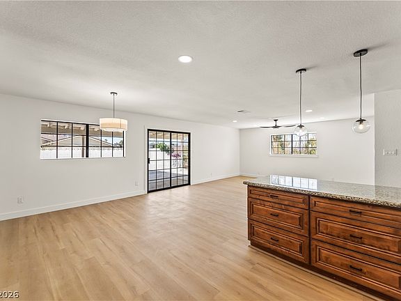 5th image of 4268 E Harmon Ave