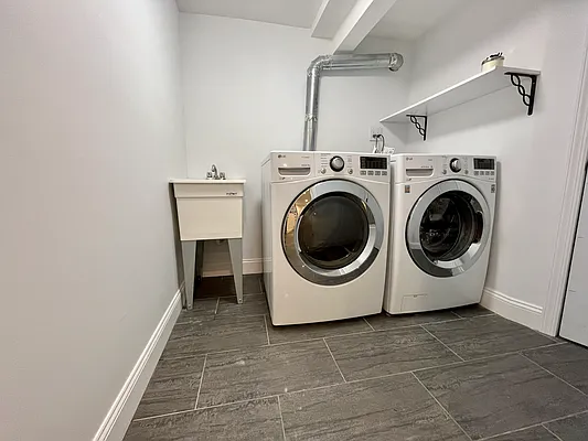 Rented by A Kinetic Solutions LTD | media 21