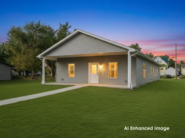 511 Pine Street, Mauston, WI 53948