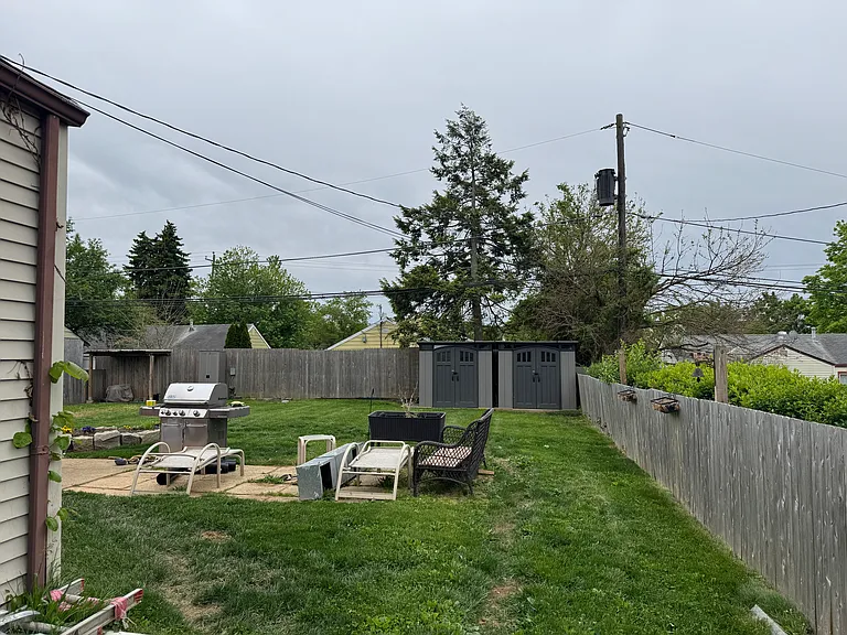 Brandywine Ln — Photo 45