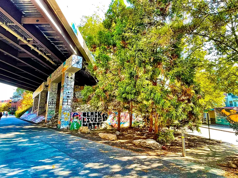 Mariposa Lofts — Photo 32
