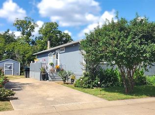 3111 Blue Ash Ln, Euless, TX 76040