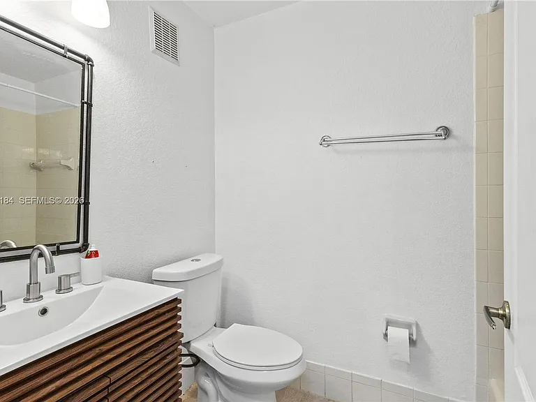 8862 W Flagler St #8 — Photo 14