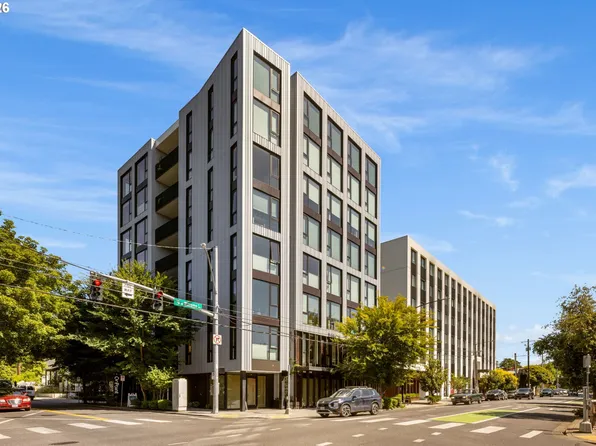 12 NE Fremont St Unit 2W, Portland, OR 97212