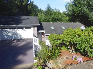 2807 NE Jackson Pl, Newport, OR