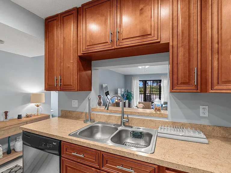 5884 Morningstar Cir #205 — Photo 14
