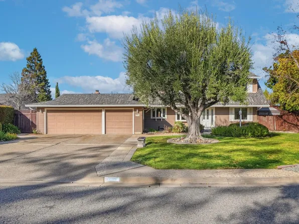 19319 Falmouth Ct, Saratoga, CA 95070