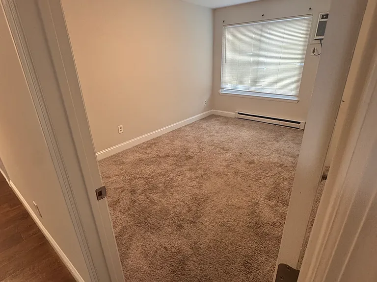 19 Somers St #B8 — Photo 10
