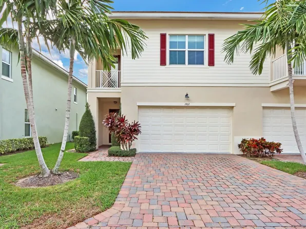 1902 Juno Landing Lane, North Palm Beach, FL 33408