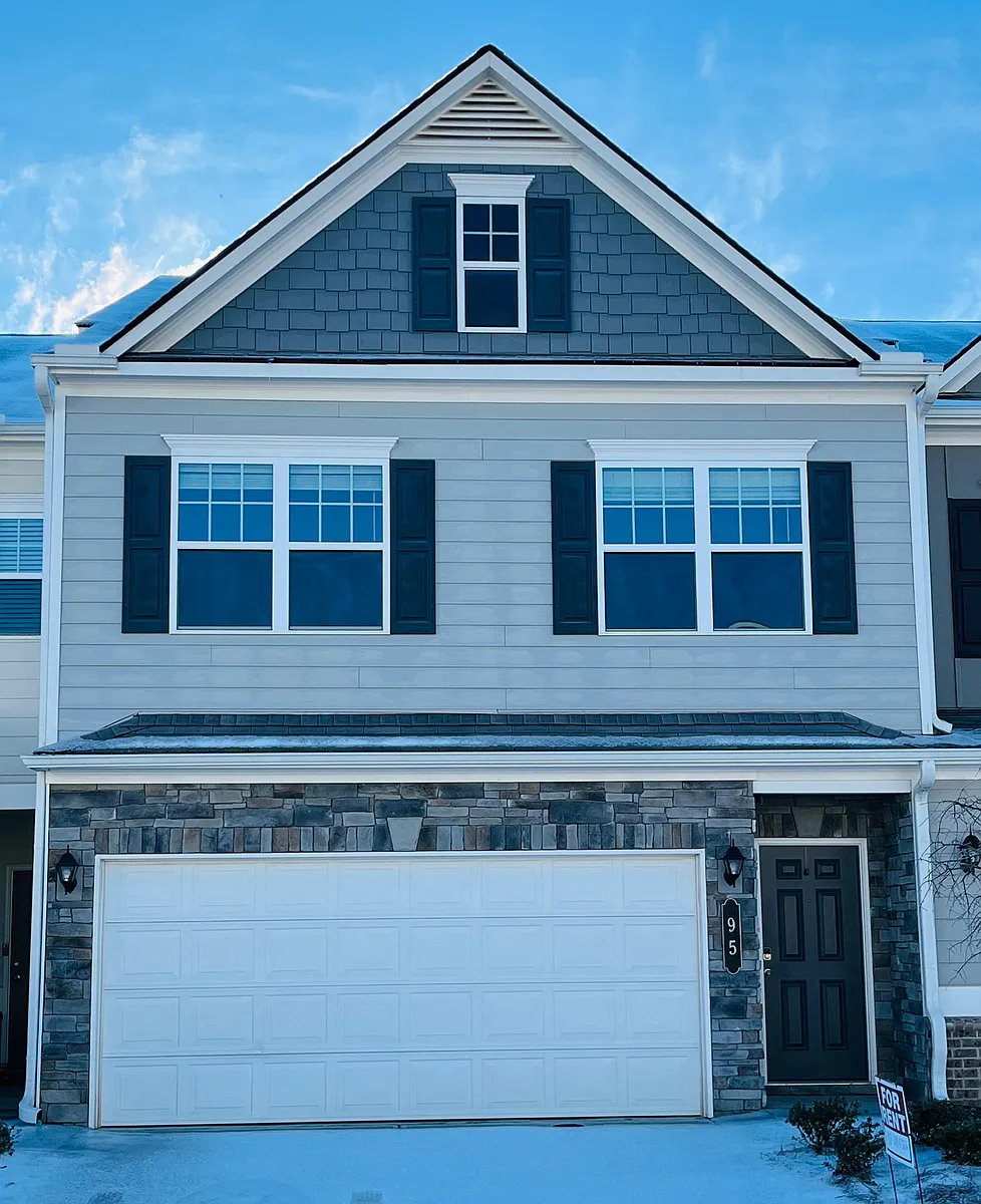 Elevation Front - 2 Car Garage - 95 Pinnacle Way