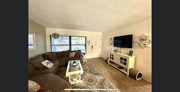 5th image of 2660 56th St N
